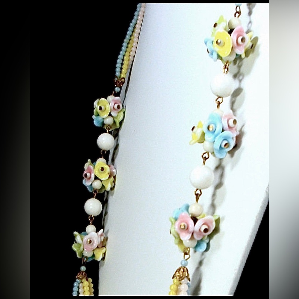 1950s Pastel Flowers Multi-strand Bead Necklace & Matching Clip Earrings Set
